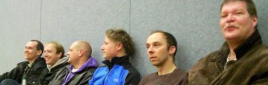 Frisch geduscht nach vollbrachtem Tagwerk: OLD BOYS genießen das Spiel der 3. Damen